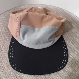 NWT Lululemon Athletica Lightweight Crushable Run hat pink gray black
